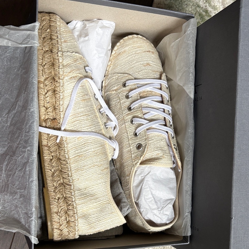 NEW Aquatalia Flyn Multi Tone Beige Canvas Espadrille Sneakers Sleep Bag s11/41